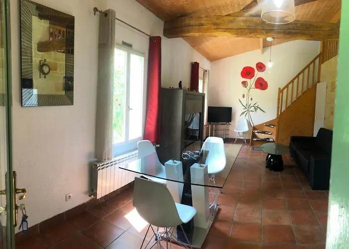 Holiday home Face Riviere Saint-emilion